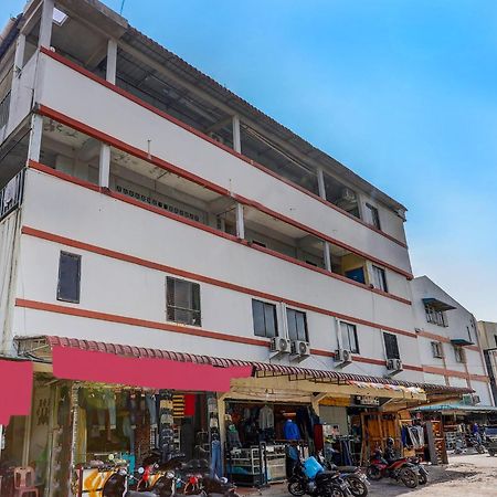 Oyo 92322 Hasan House Syariahnearpelabuhan Feri Harbor Bay Nagoya Exterior foto