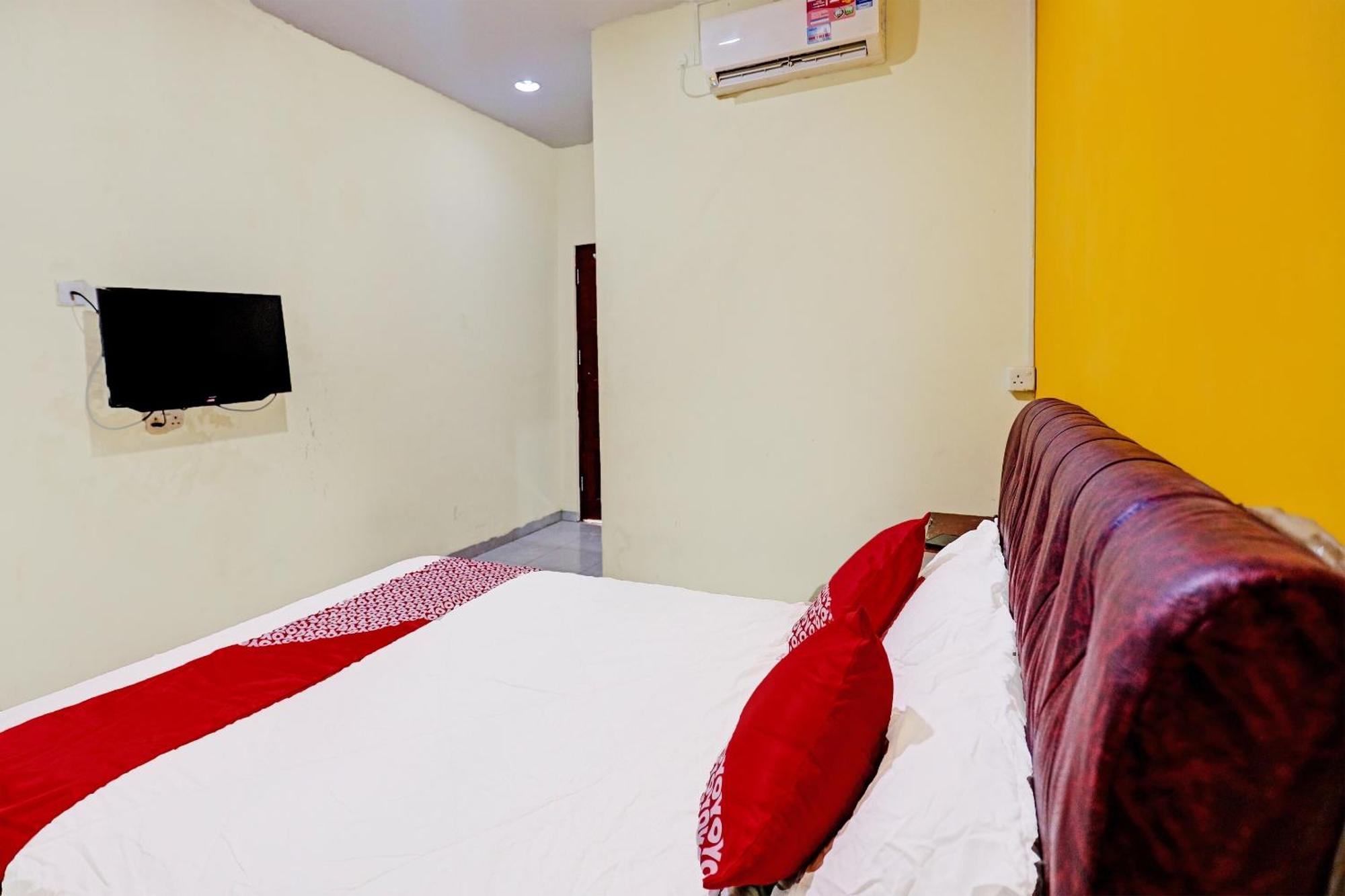 Oyo 92322 Hasan House Syariahnearpelabuhan Feri Harbor Bay Nagoya Exterior foto