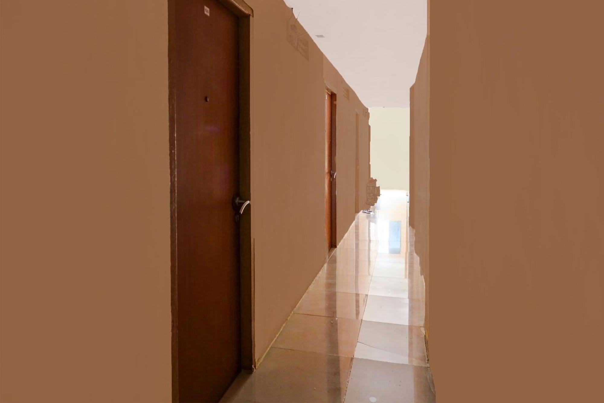 Oyo 92322 Hasan House Syariahnearpelabuhan Feri Harbor Bay Nagoya Exterior foto