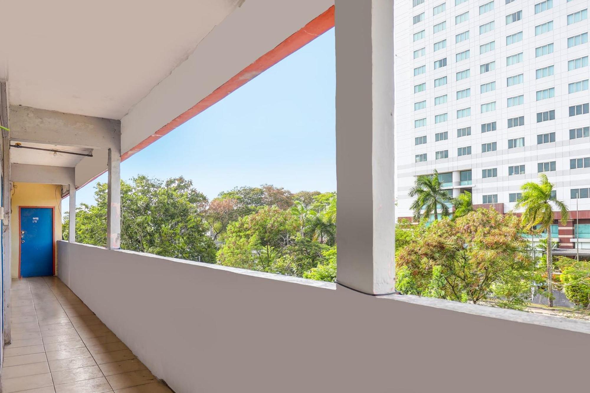 Oyo 92322 Hasan House Syariahnearpelabuhan Feri Harbor Bay Nagoya Exterior foto